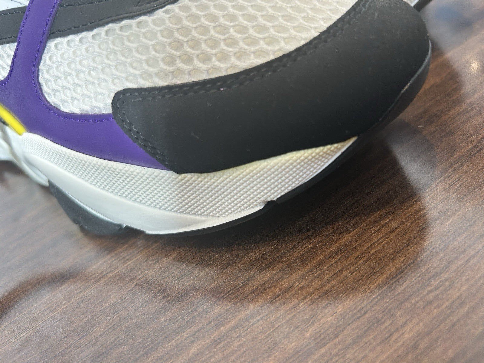 Dior b22 Violet white black purple yellow 39.5 EU