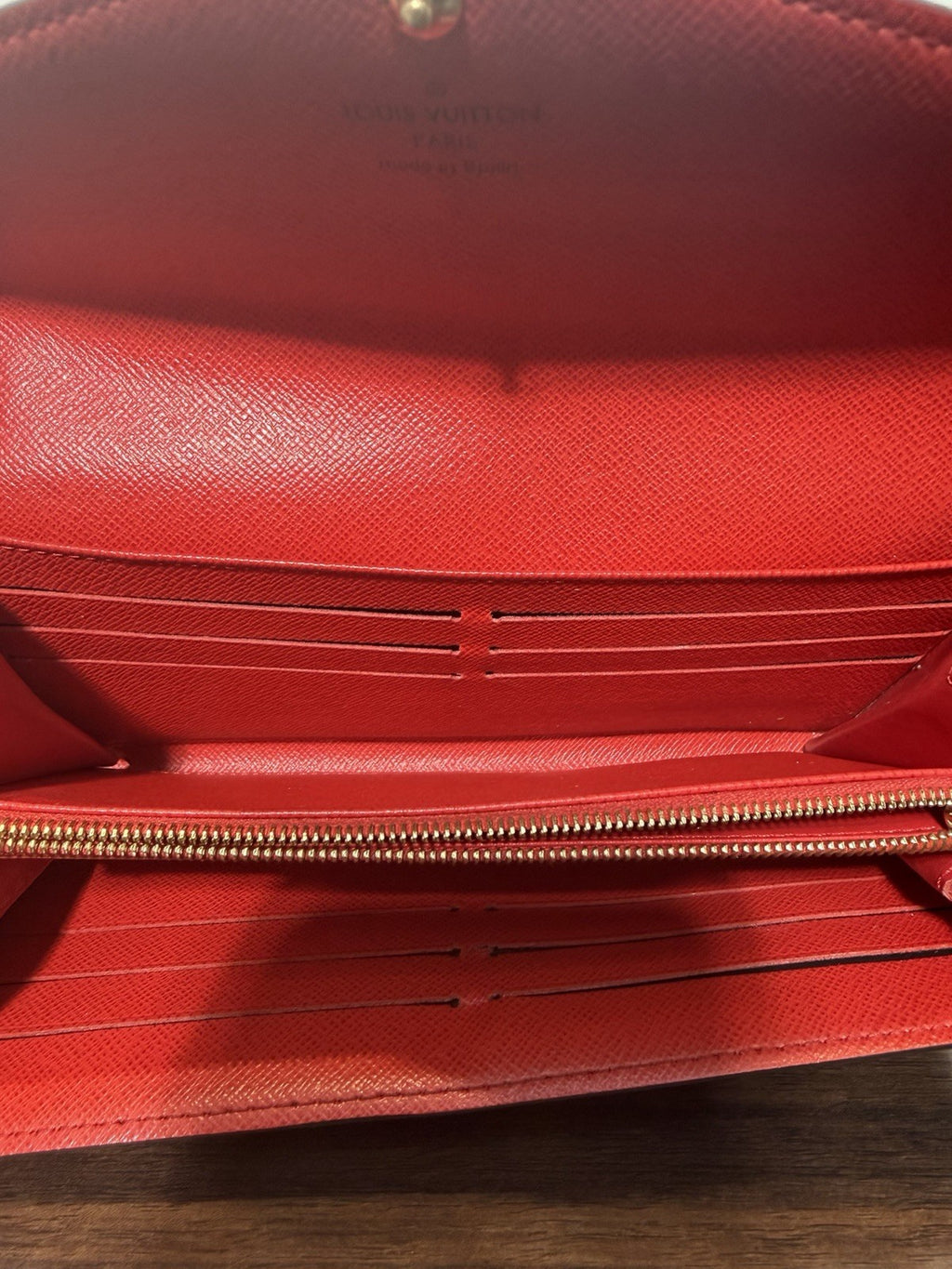 Louis Vuitton Sarah Wallet Red Inside