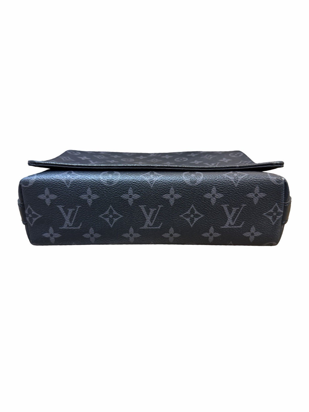 Louis Vuitton District PM