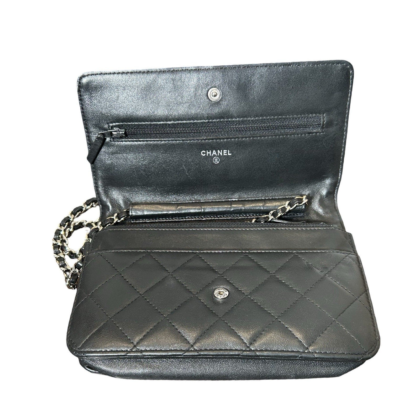 Chanel Classic Wallet On Chain