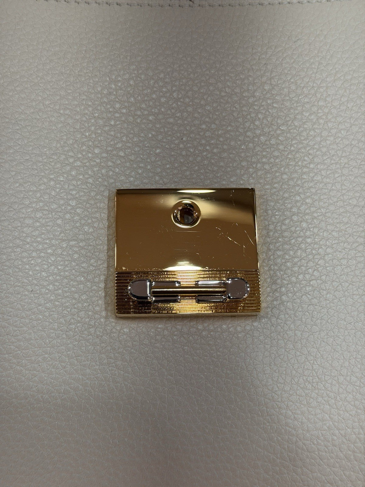 Gucci Zumi Flap Shoulder Bag Leather Small White