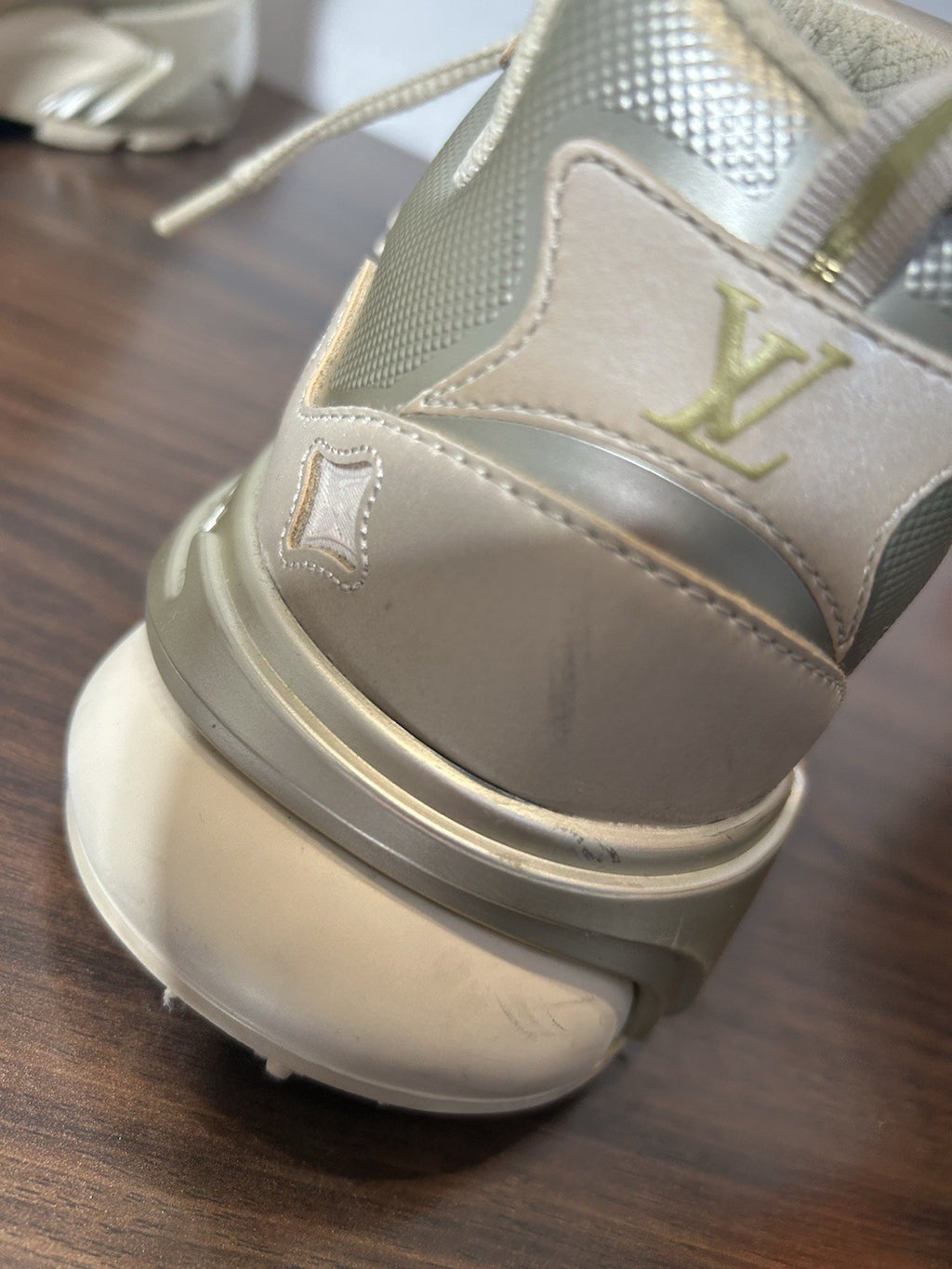 LOUIS VUITTON Metallic Canvas Mesh Mens LV Runner Tatic Sneakers 9 Beige