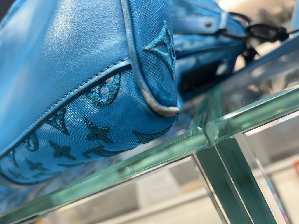 Louis Vuitton Mesh Keepall Bandouliere