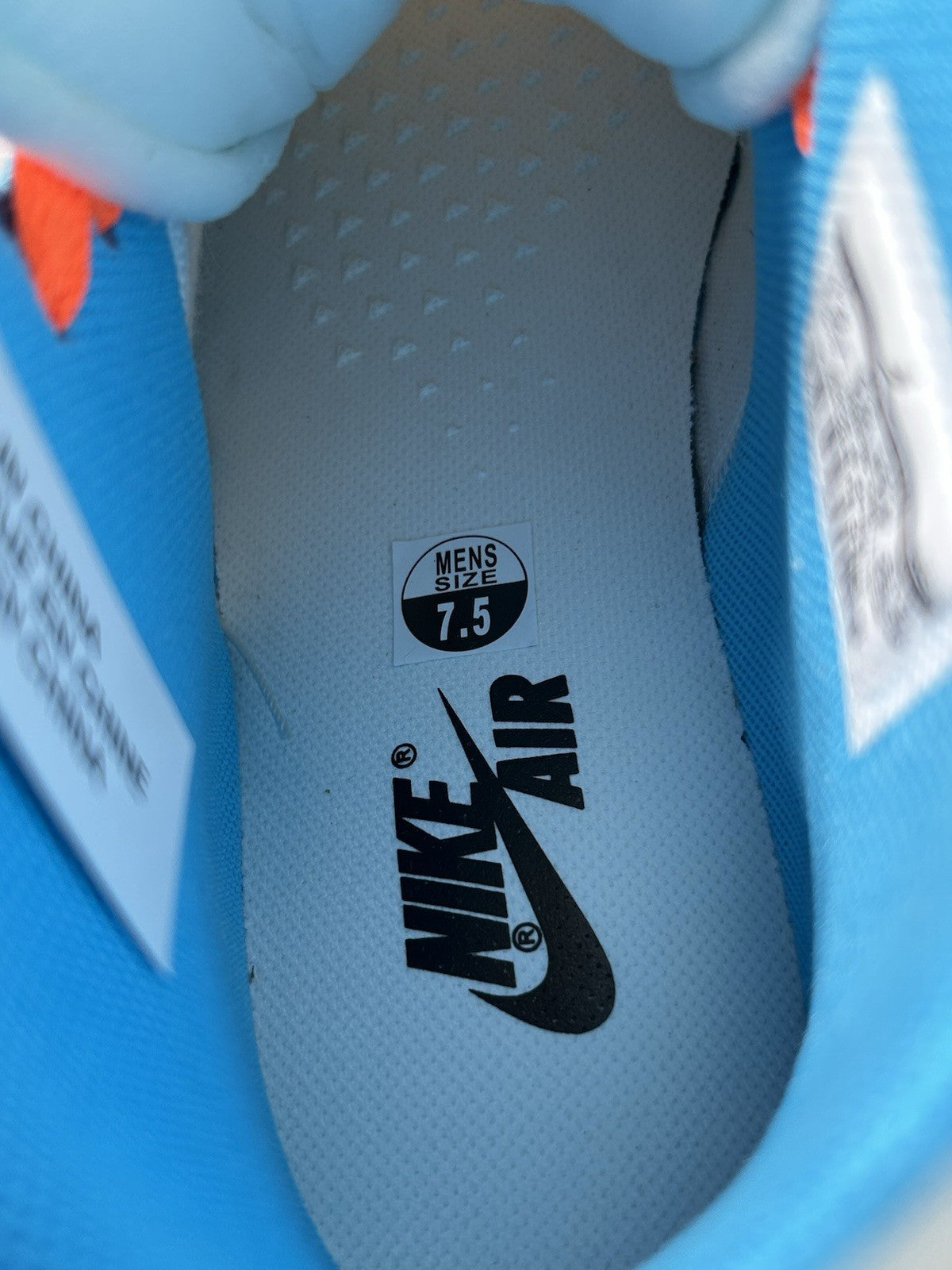 Off-White x Jordan 1 Retro High "University Blue" US 7.5