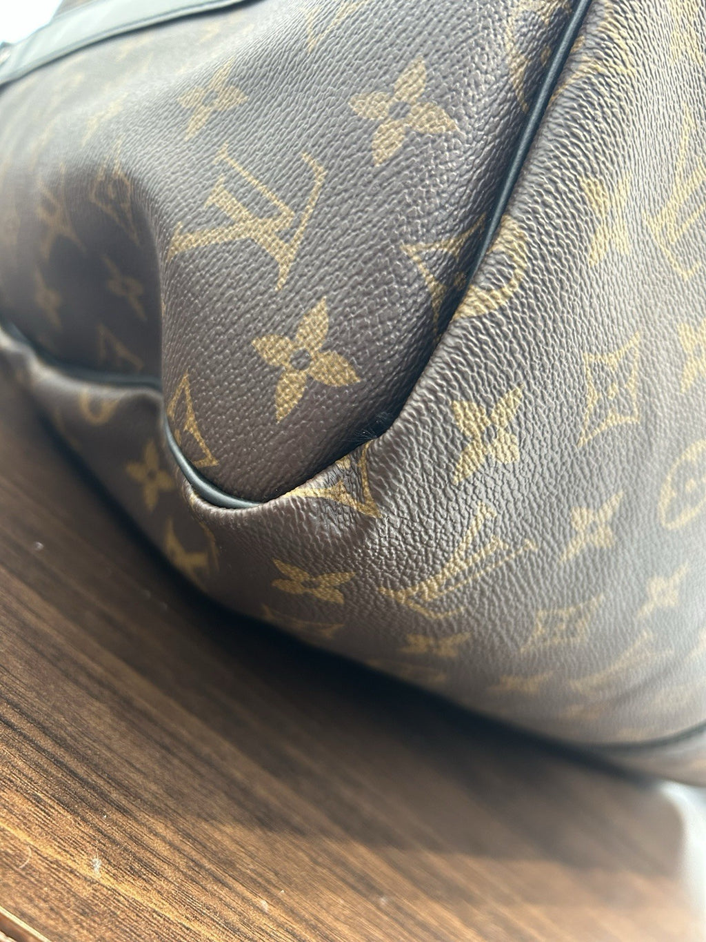 Louis Vuitton Monogram Macassar Keepall Bandoulière travel bag